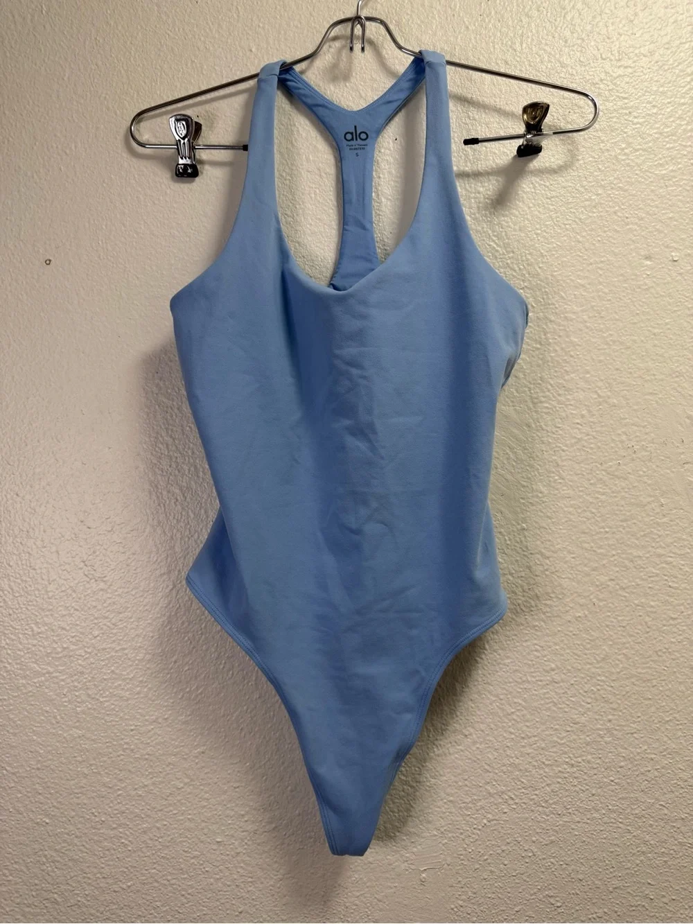 ALO bodysuit size S Yoga Sky Blue Scoop Neck